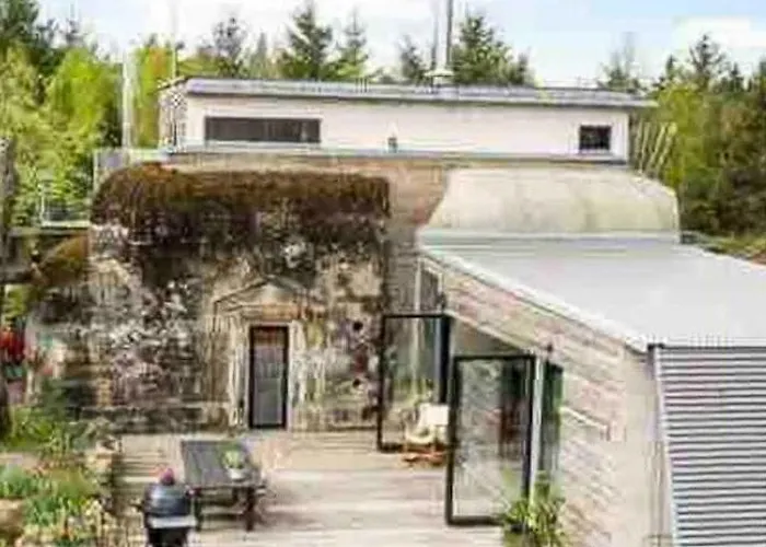 Unique With War Bunker In Ferienhaus